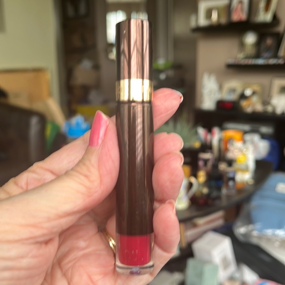 Tom ford Lip Laquer-sabre in Shade 06 Fetishist.  New